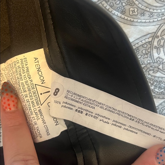 Zara faux leather straight pants. - Picture 5 of 5